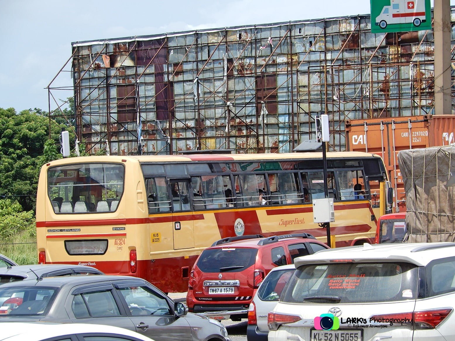 KSRTC AT 324 Guruvayur - Thiruvananthapuram