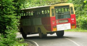 KSRTC RNE 806 Thenmala - Nedumangad (3)