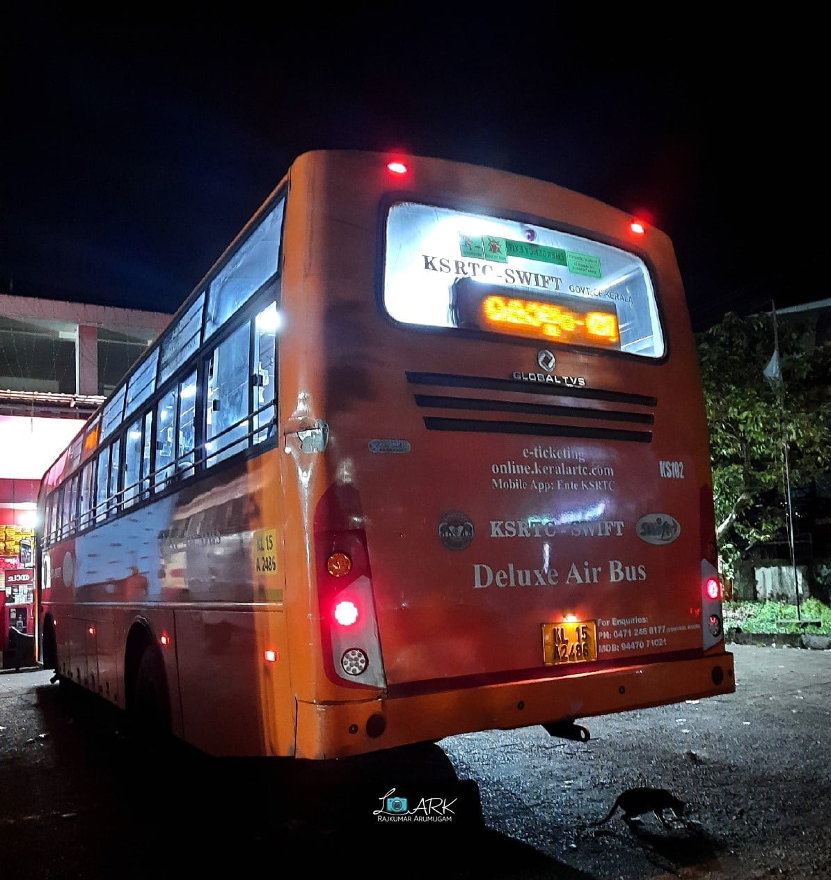 KSRTC KS102 Thiruvananthapuram - Kozhikode SWIFT Deluxe Air Bus Timings