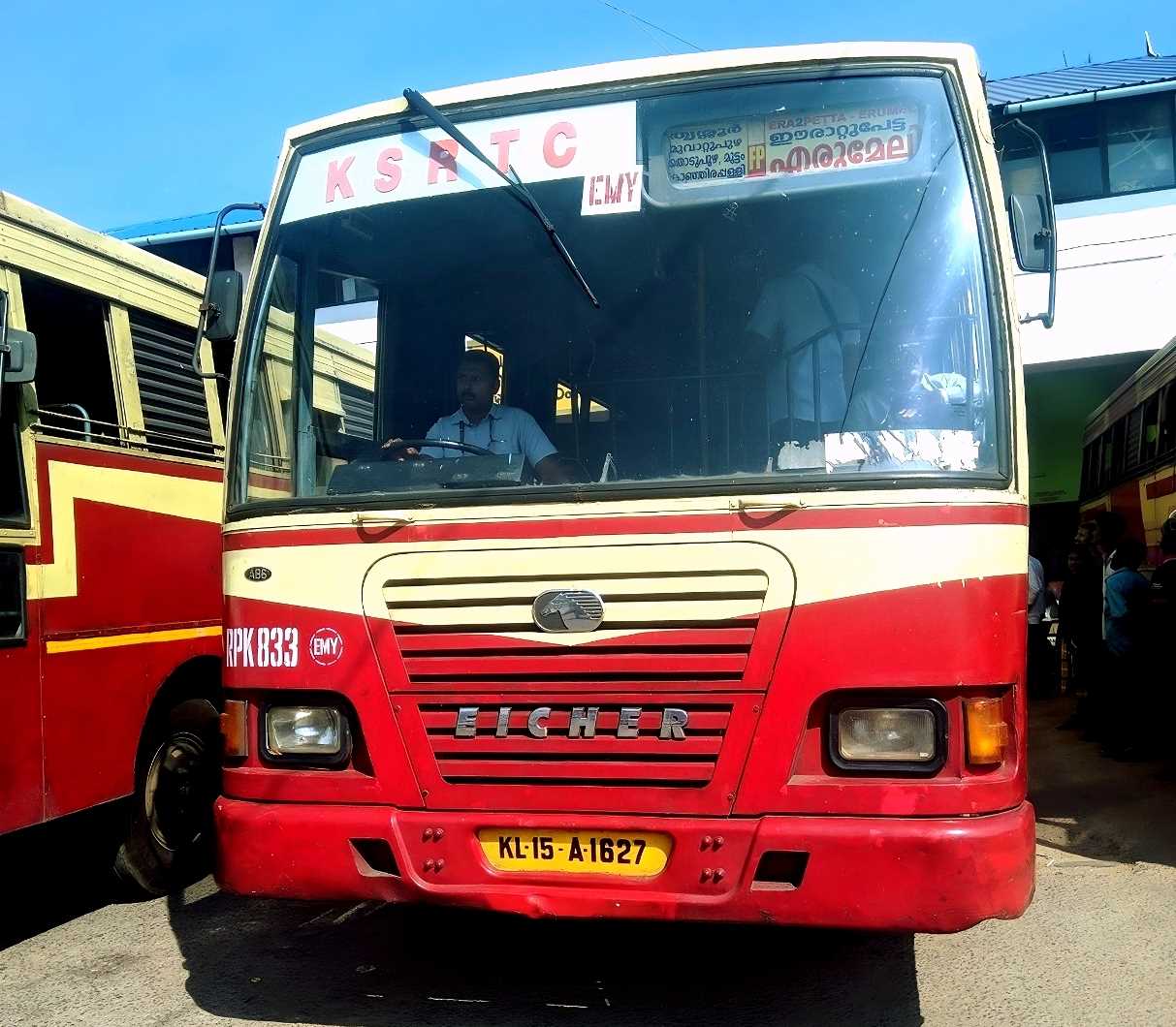 Perunad to Ernakulam Bus Timings KSRTC RPK 833